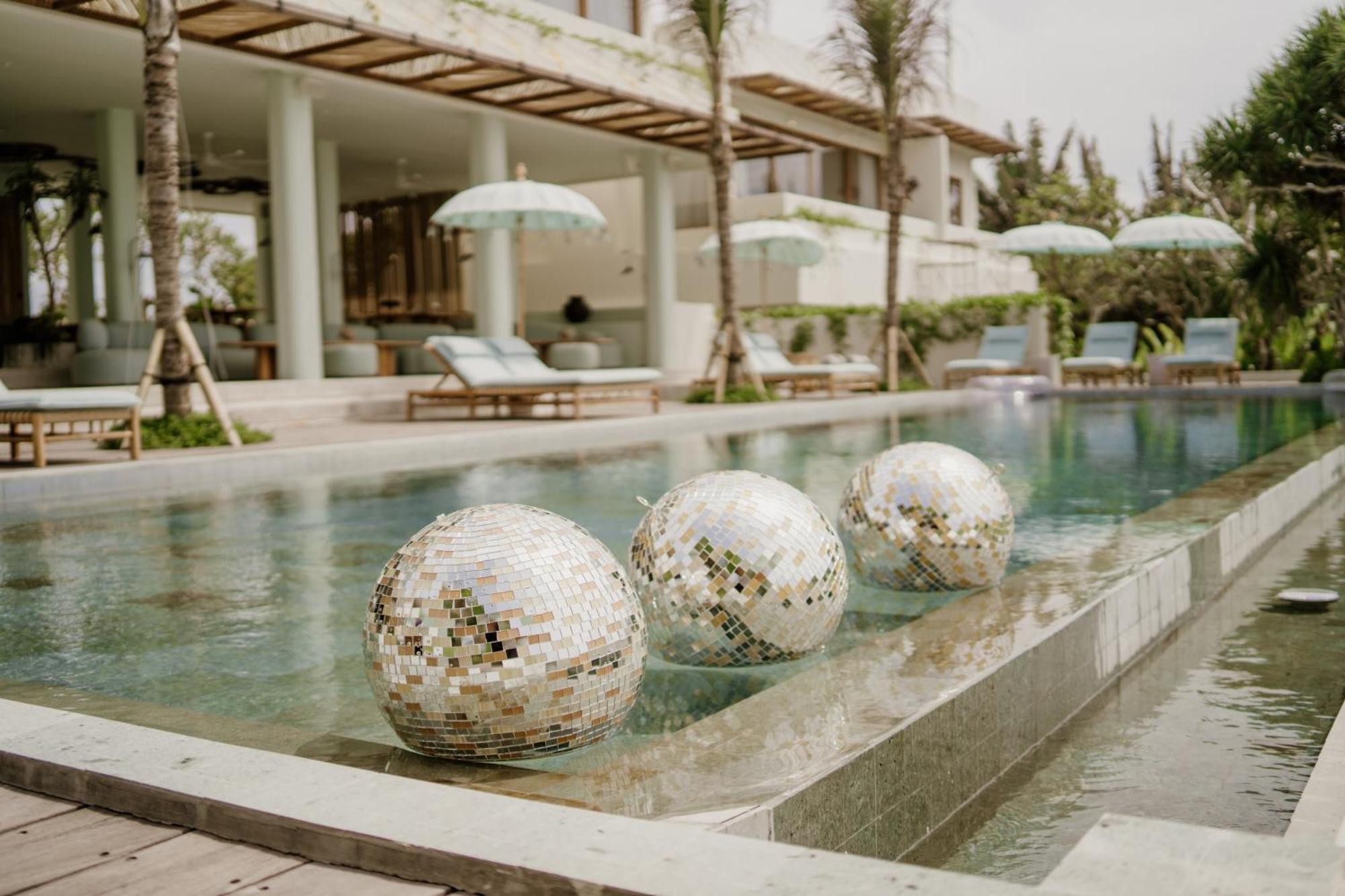 Oshom Bali At Nuanu Creative City Tanah Lot Eksteriør bilde